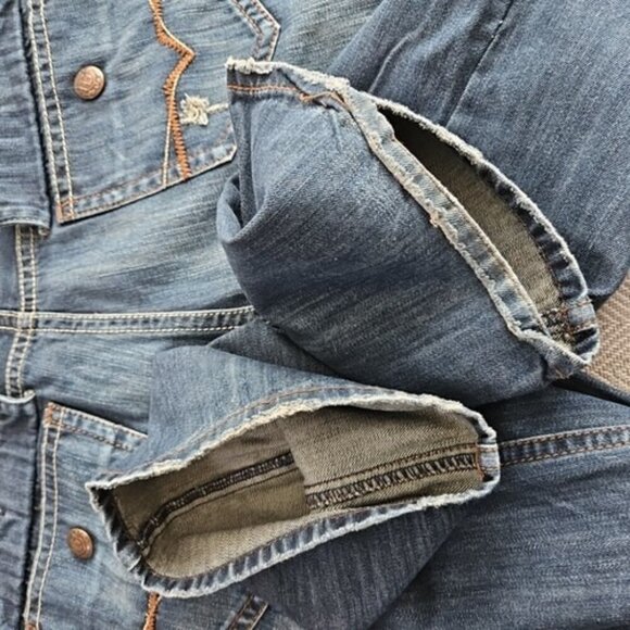 Guess Jeans Men's 34x31 Relaxed Boot Cut Medium Wash Blue Flap Pocket Embroidery - Picture 4 of 16